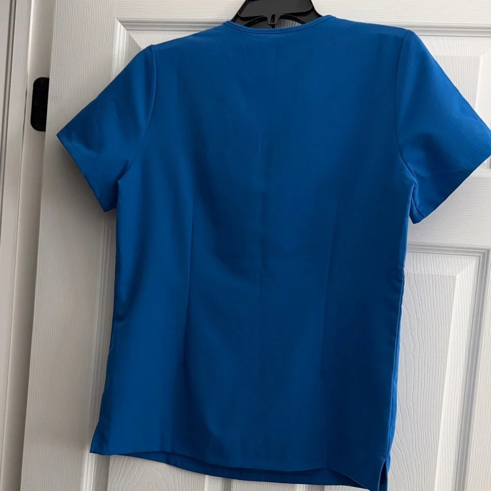 Figs Bright Blue V-Neck Scrub Top - Picture 3 of 4